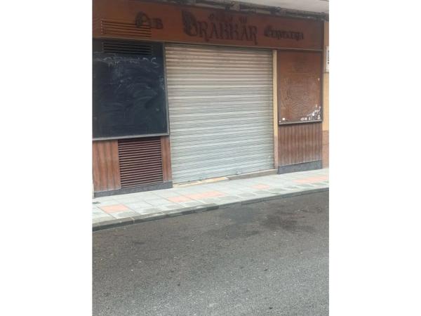 Local en calle Cid, 33 photo 1