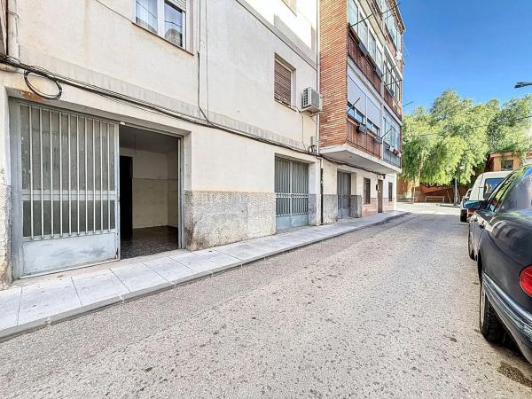 Local en calle Sant Josep photo 1