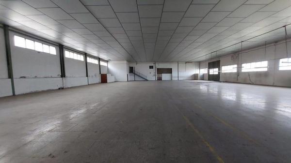 Nave en calle Huerta, 5 photo 2