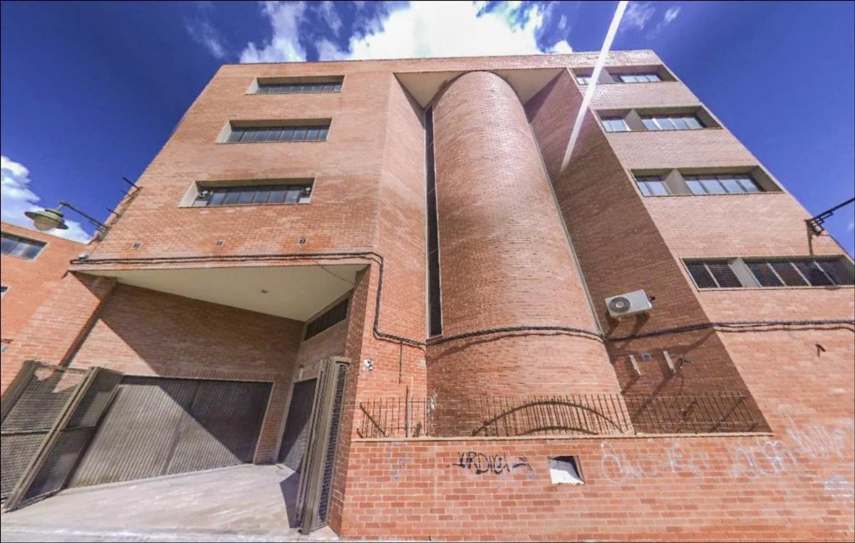 Properties for sale and rent in Spain photo 2