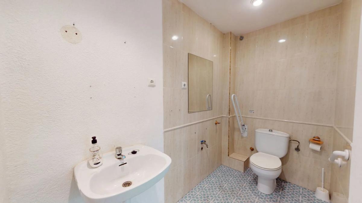 Properties for sale and rent in Spain photo 2