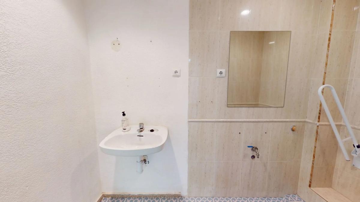 Properties for sale and rent in Spain photo 3