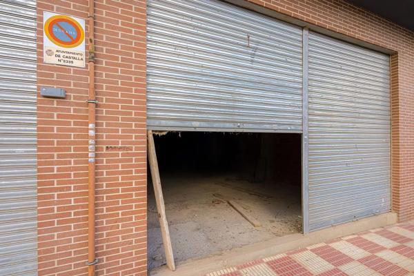 Local o nave en calle San Juan Bosco photo 1