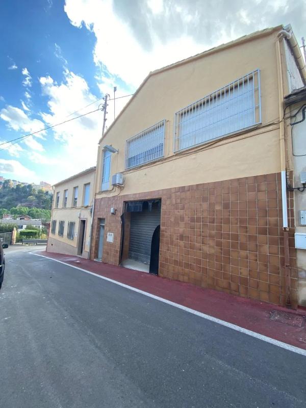 Properties for sale and rent in Spain photo 5