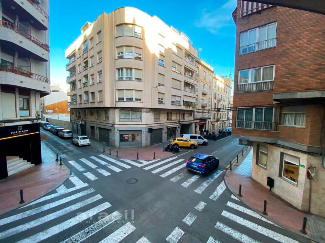 Properties for sale and rent in Spain photo 4