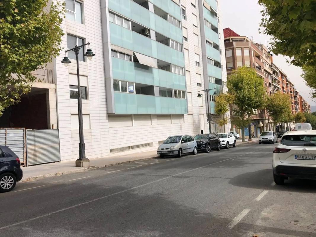 Propiedades en venta y alquiler en España photo 2