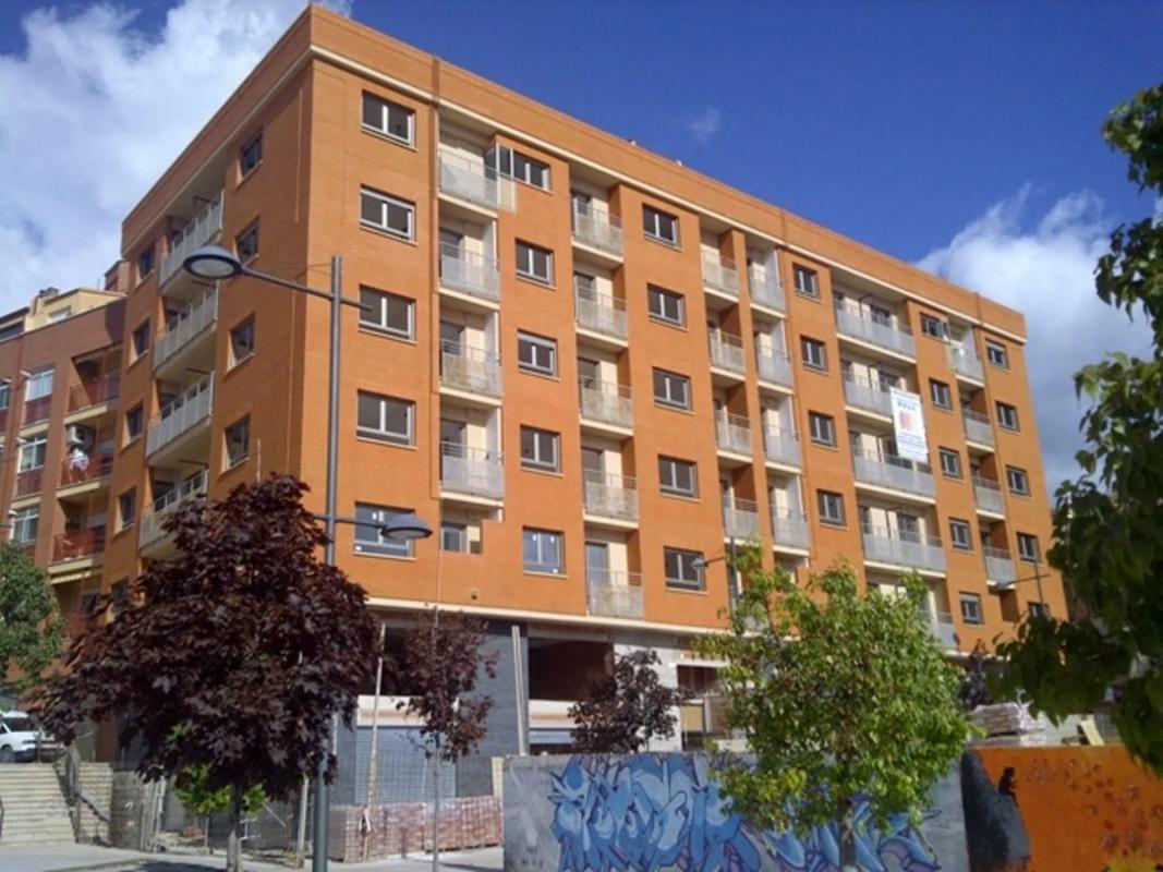 Propiedades en venta y alquiler en España photo 1