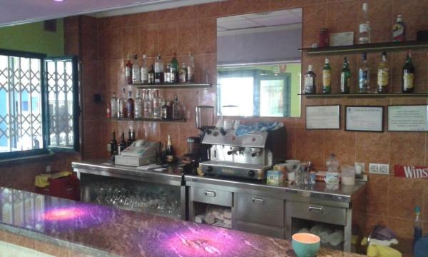 Local en Manzanera-Tosal thumbnail 1
