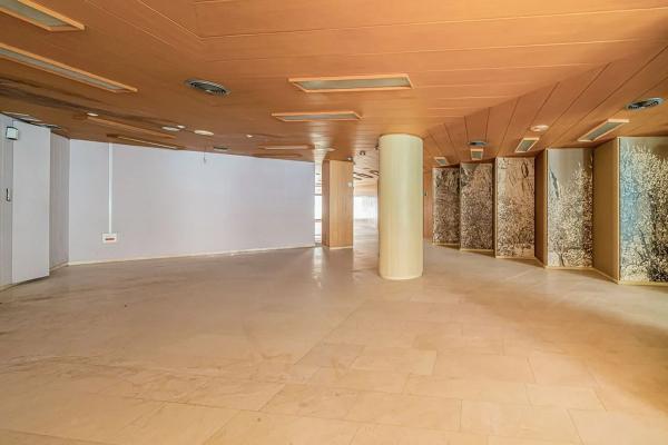 Local en avenida de Ifach, 9 photo 1