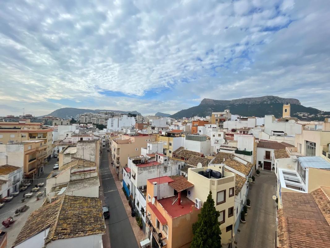 Properties for sale and rent in Spain photo 3