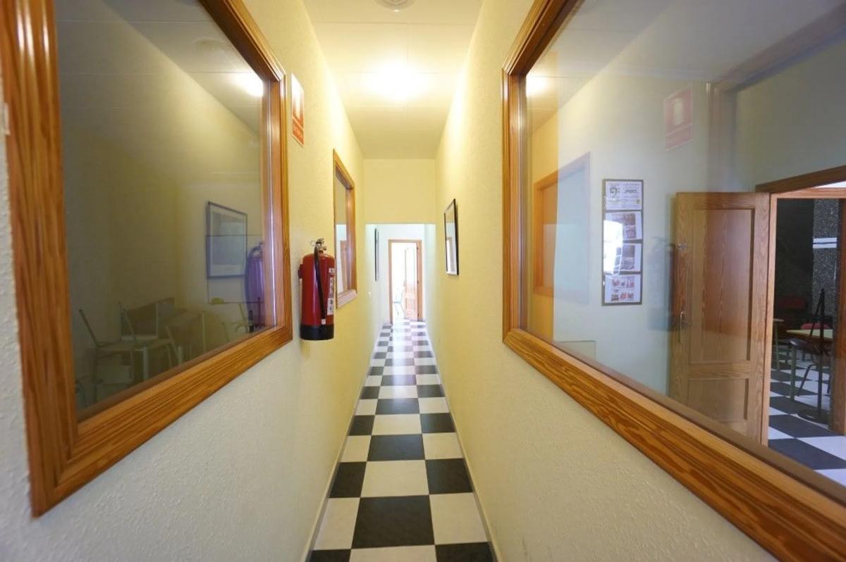 Properties for sale and rent in Spain photo 4