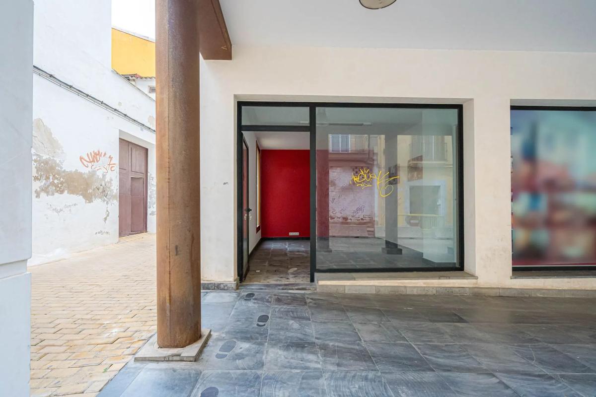 Properties for sale and rent in Spain photo 3