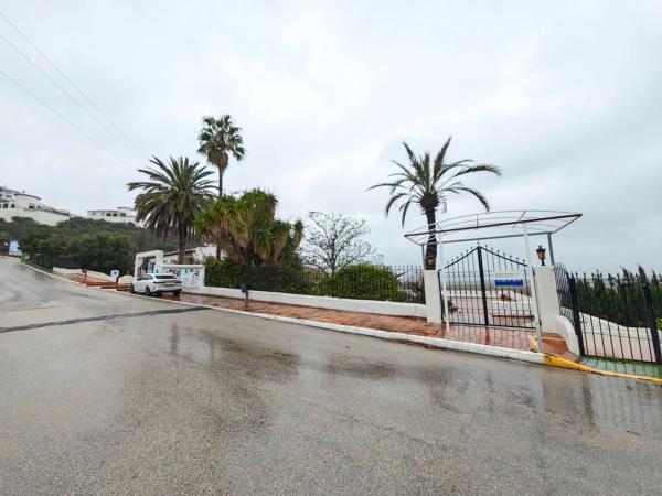 Local en avenida Pego, 1 thumbnail 1