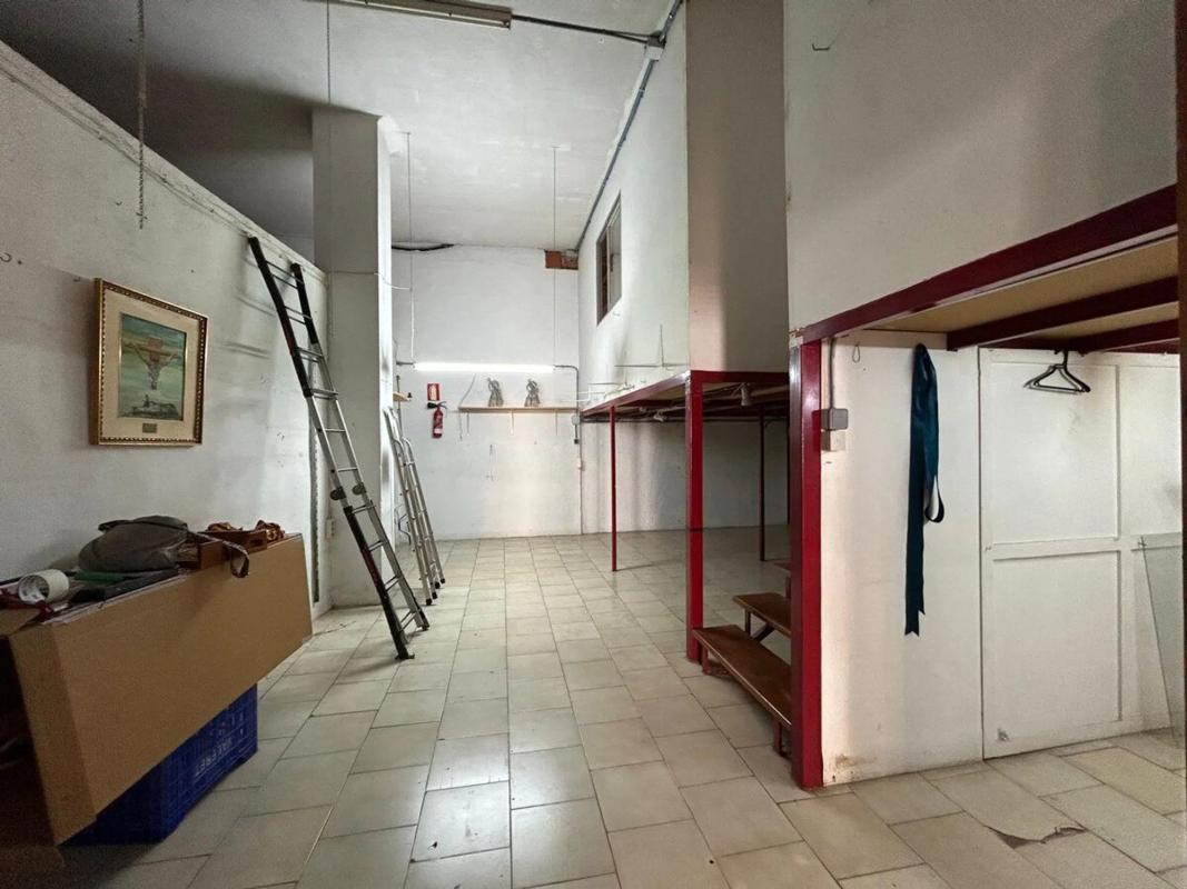 Properties for sale and rent in Spain photo 5