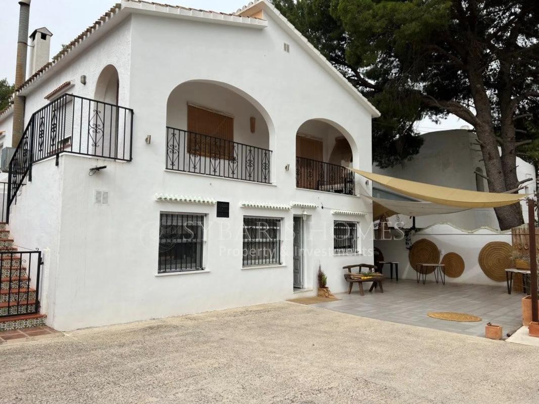 Propiedades en venta y alquiler en España photo 2