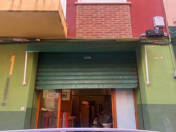 Local en calle de Lepant photo 1
