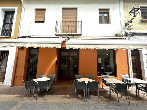 Local en calle de Loreto, 24 photo 2
