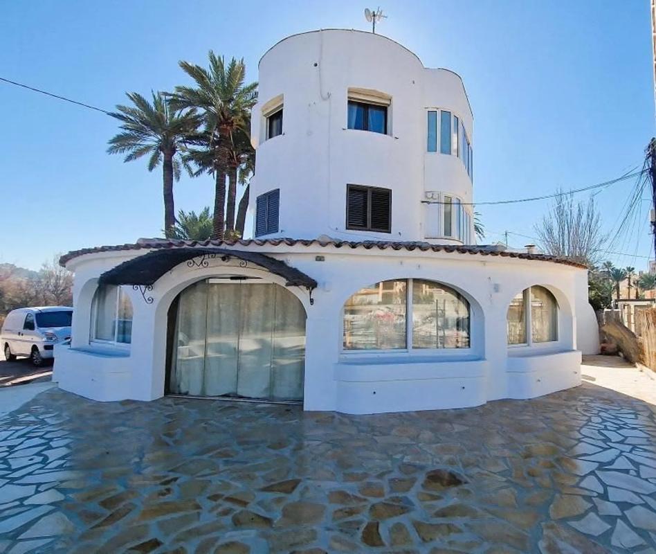 Properties for sale and rent in Spain photo 1