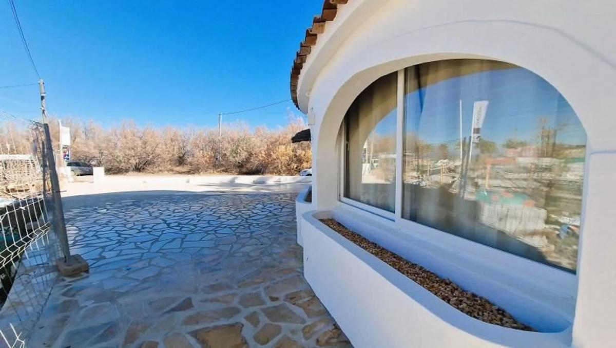 Properties for sale and rent in Spain photo 2