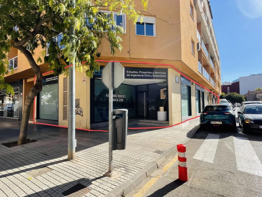 Propiedades en venta y alquiler en España photo 1