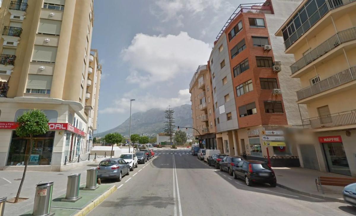 Properties for sale and rent in Spain photo 1