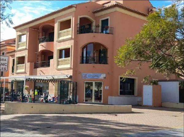 Local o nave en calle d'Enric Valor photo 1