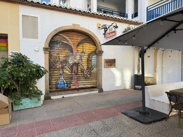 Local en calle de la Iglesia photo 4