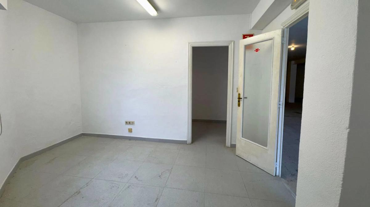 Properties for sale and rent in Spain photo 5
