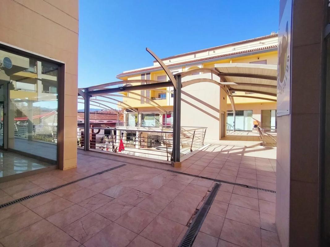Properties for sale and rent in Spain photo 4