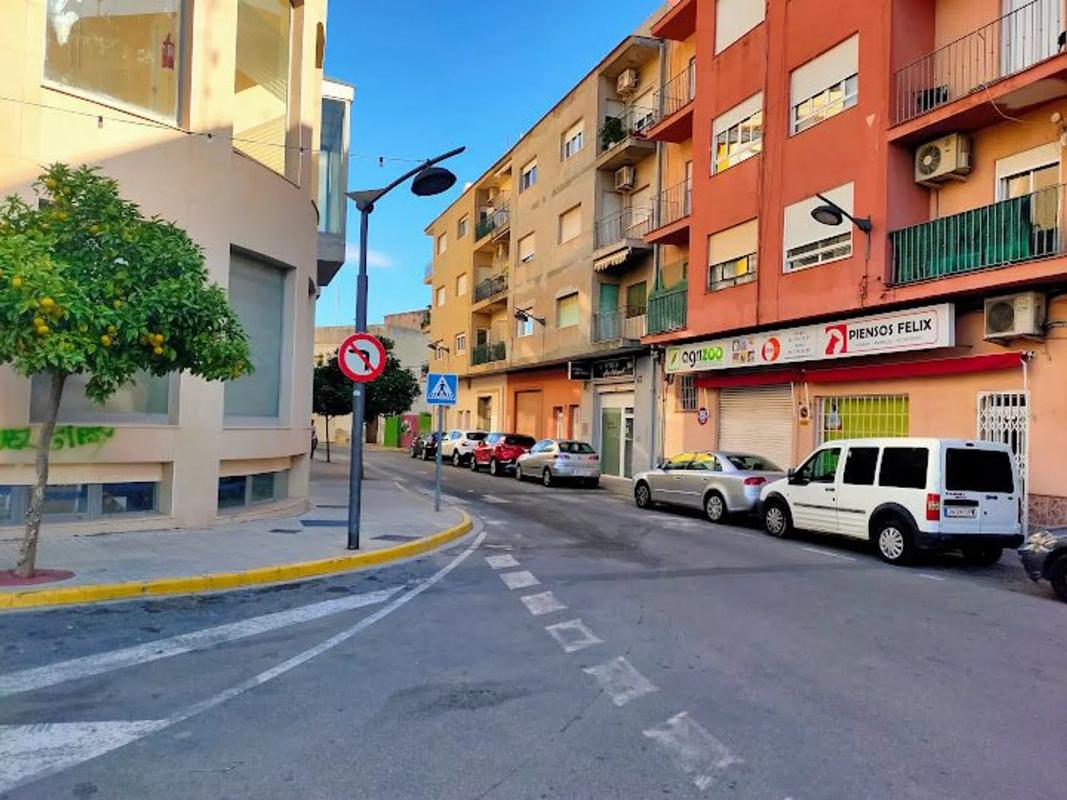 Properties for sale and rent in Spain photo 3