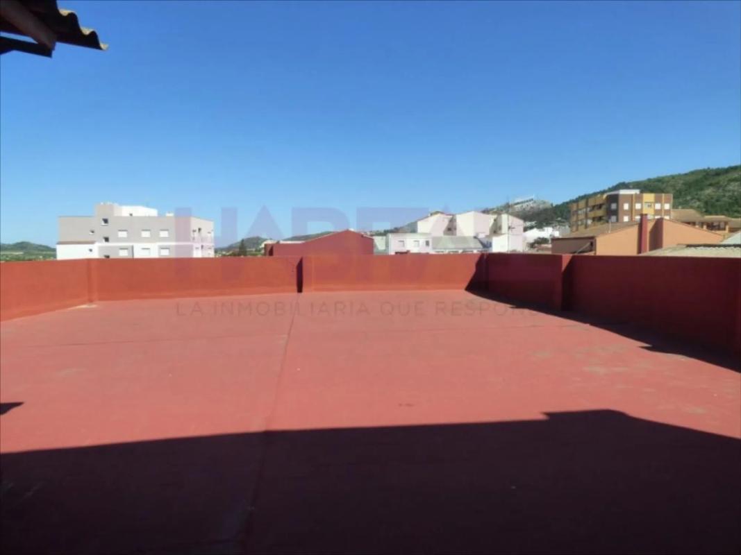 Propiedades en venta y alquiler en España photo 1