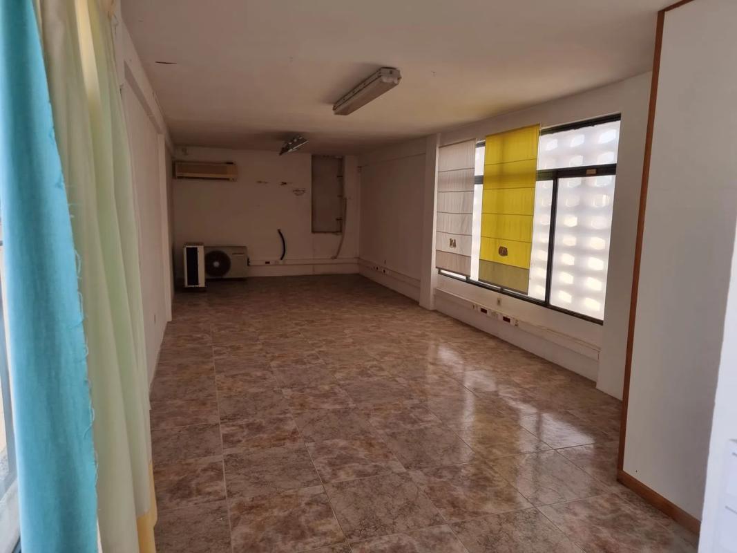 Propiedades en venta y alquiler en España photo 5