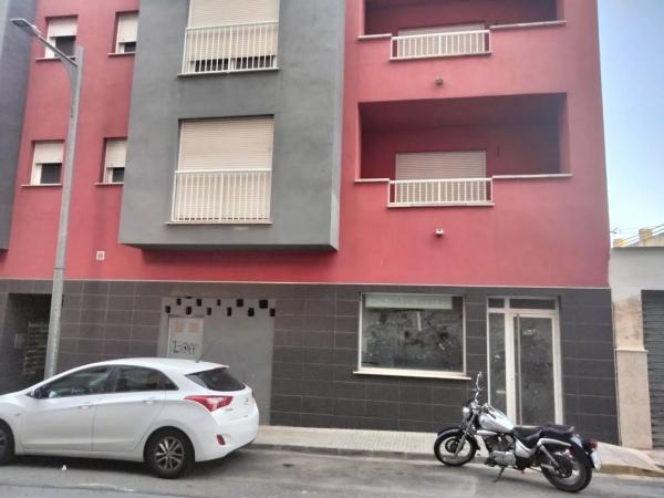 Local en calle Polseguera thumbnail 2