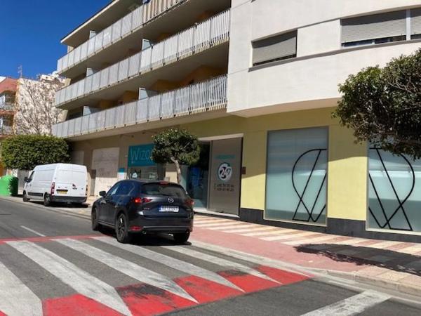 Local en avenida del Mediterrani, 195 thumbnail 2