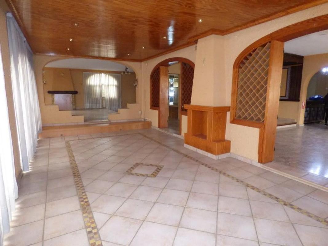 Properties for sale and rent in Spain photo 2