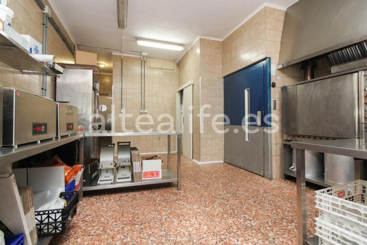 Недвижимость на продажу и в аренду в Испании photo 2