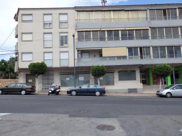 Local en avenida País Valenciano s/n photo 1