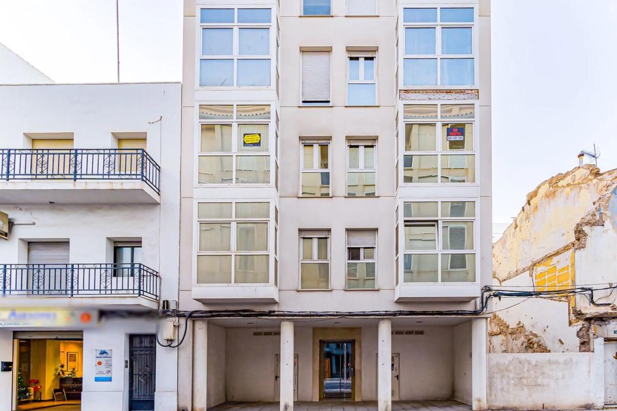 Properties for sale and rent in Spain photo 4