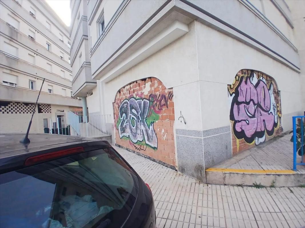 Properties for sale and rent in Spain photo 5
