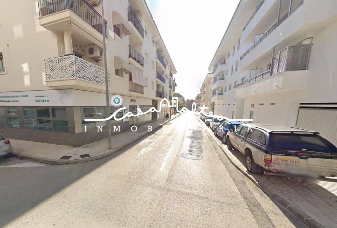 Properties for sale and rent in Spain photo 1