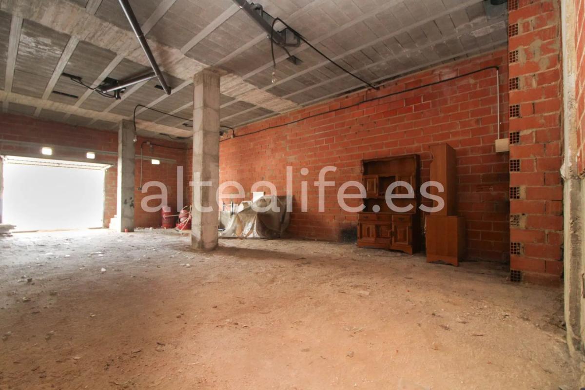 Properties for sale and rent in Spain photo 1