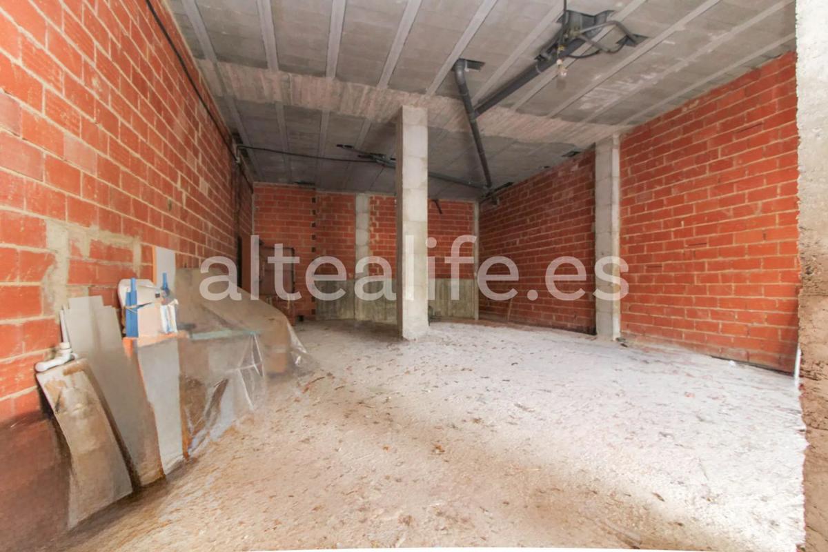 Properties for sale and rent in Spain photo 3