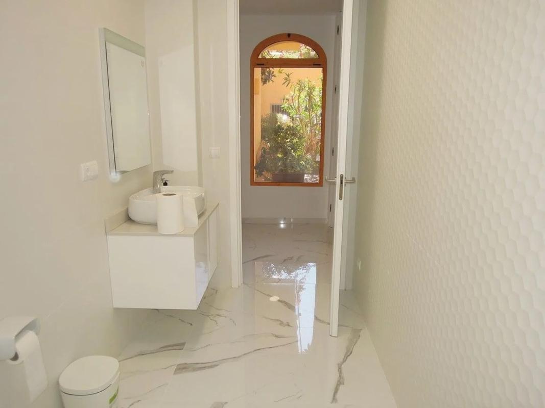 Properties for sale and rent in Spain photo 2