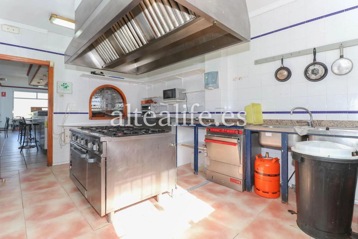 Properties for sale and rent in Spain photo 2
