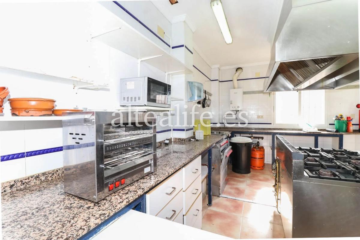Properties for sale and rent in Spain photo 5