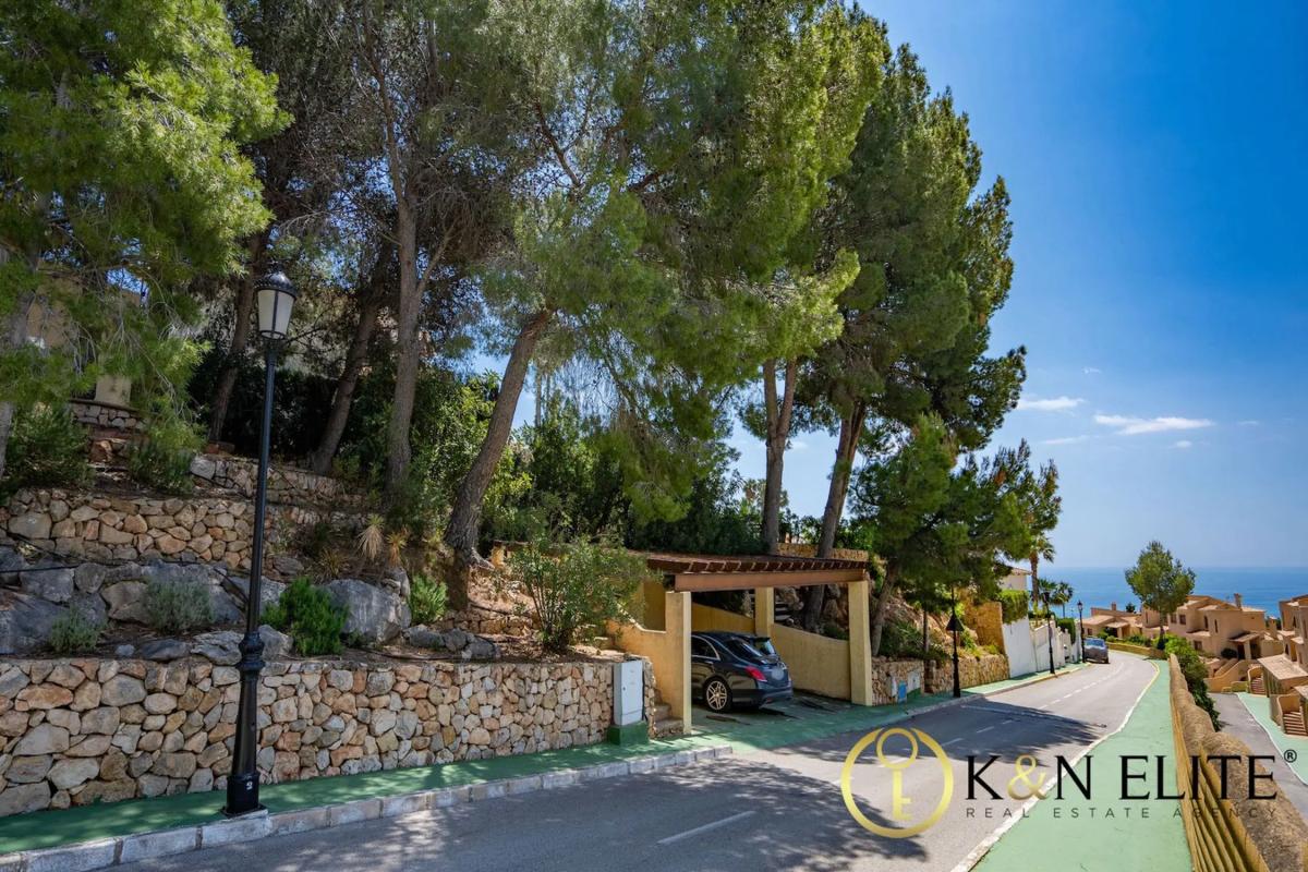 Properties for sale and rent in Spain photo 5