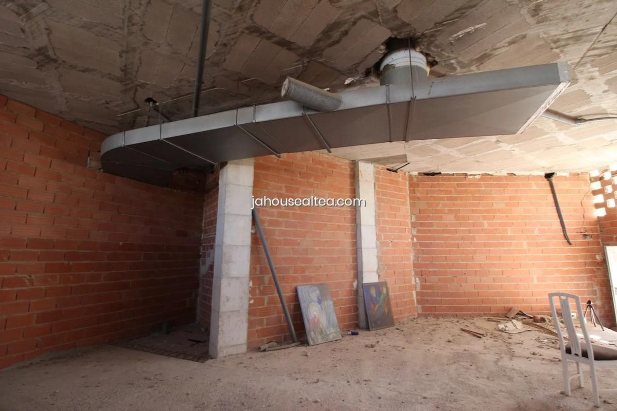 Properties for sale and rent in Spain photo 5