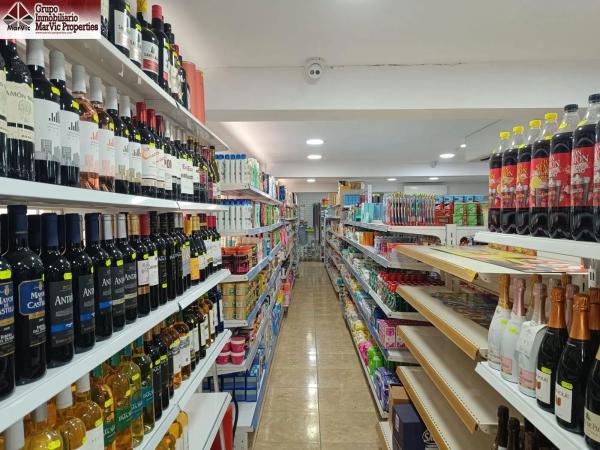 Supermercado en Playa de Poniente thumbnail 1