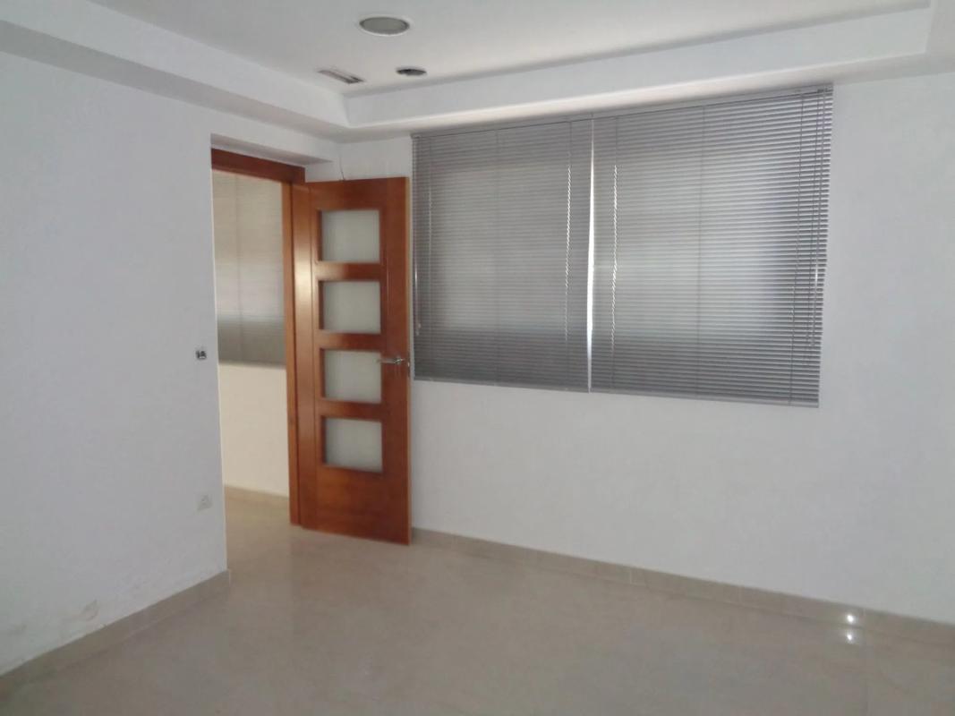 Propiedades en venta y alquiler en España photo 3