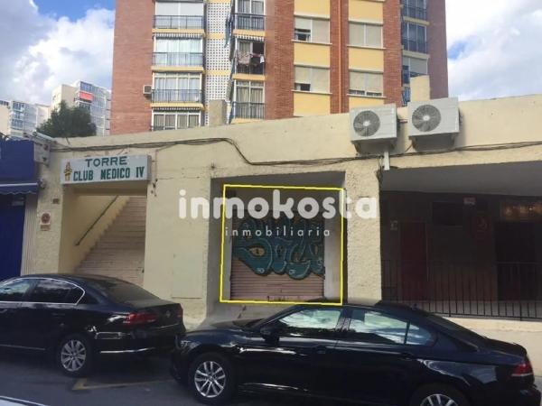 Local en avenida de Uruguay photo 1